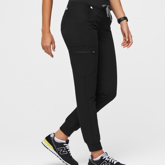 FIGS Zamora Jogger Scrub Pants - Picture 2 of 3